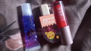 Lipgloss and Pimples Patches