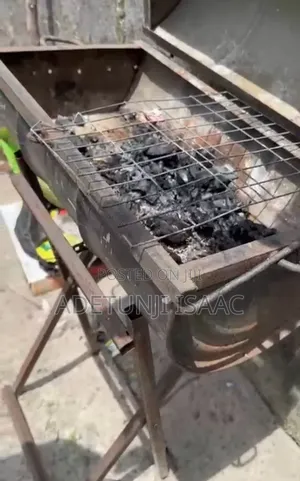 BBQ Grill at Distress Price