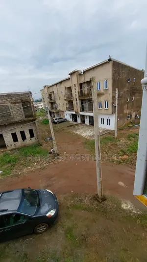 3bdrm Townhouse/Terrace in Idu Industrial for sale