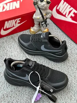 Nike Black Zoom Sneakers