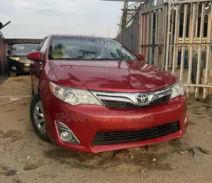 Toyota Camry LE 4dr Sedan (2.5L 4cyl 6A) 2013 Red