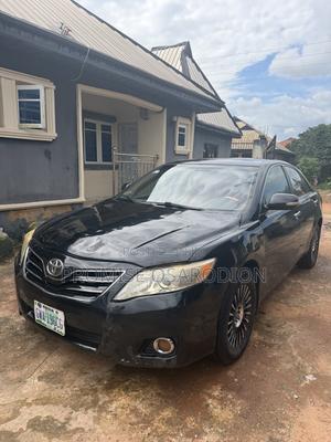 Toyota Camry XLE V6 4dr Sedan (3.5L 6cyl 6AM) 2010 Black