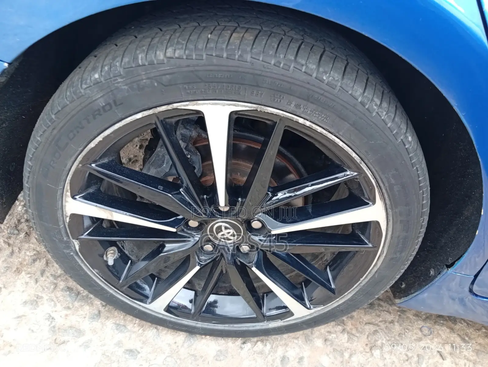 Toyota Camry 2018 Blue