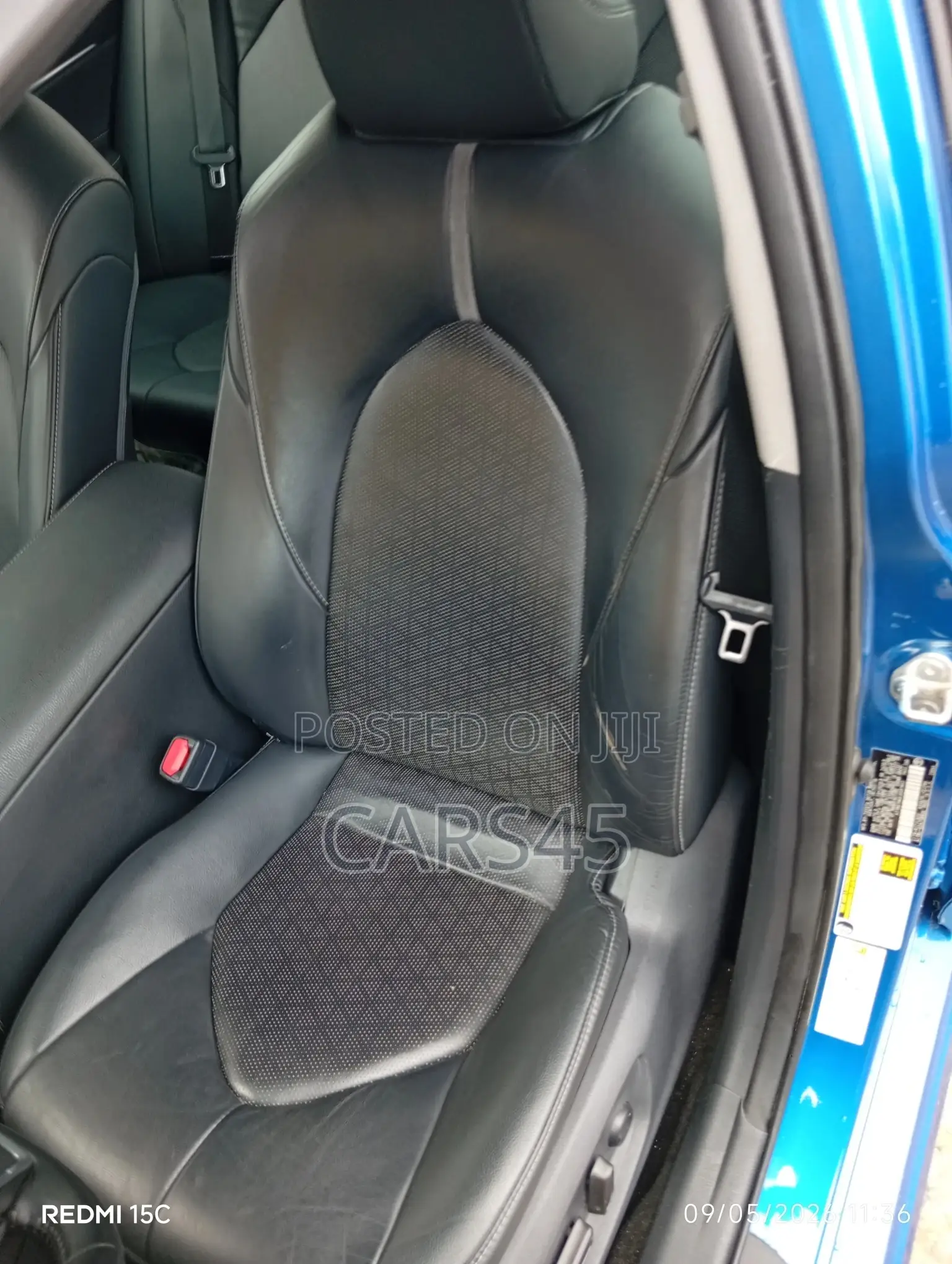 Toyota Camry 2018 Blue