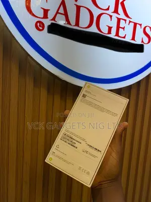 New Apple iPhone 16 Pro 128 GB Black