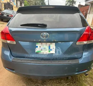 Toyota Venza AWD 2010 Blue