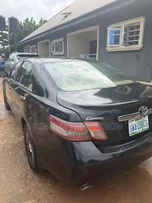 Toyota Camry XLE V6 4dr Sedan (3.5L 6cyl 6AM) 2010 Black