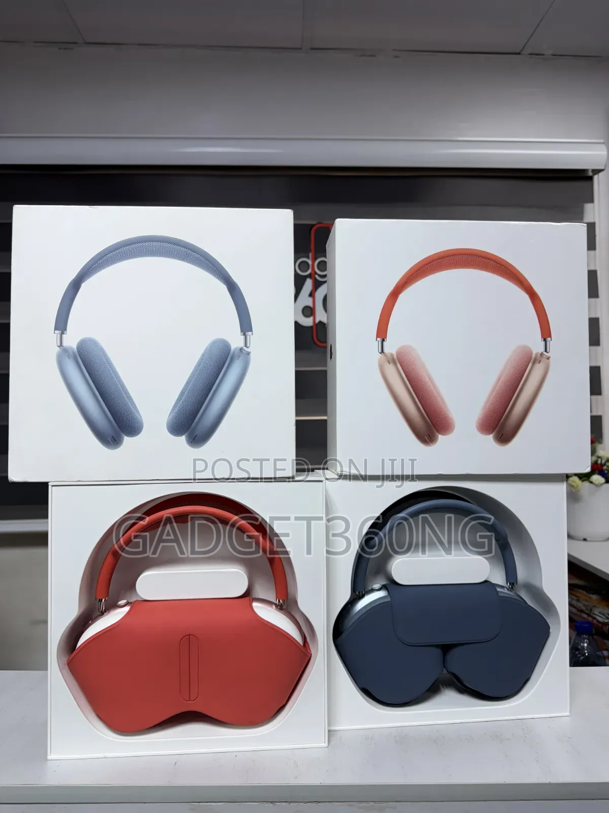 Open Box Airpod Max USB C