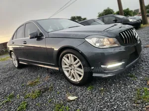 Mercedes-Benz C300 2008 Gray
