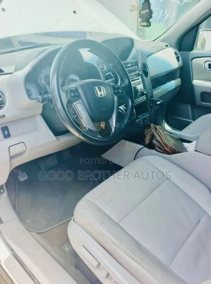 Honda Pilot 2012 White