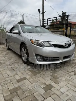 Toyota Camry 2013 Silver