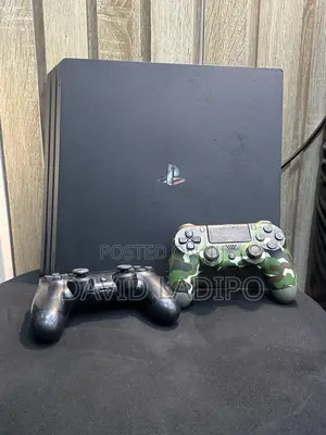 Ps 4 Pro With Pads
