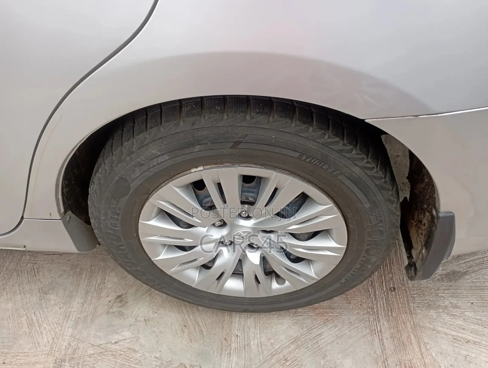 Toyota Camry 2013 Silver
