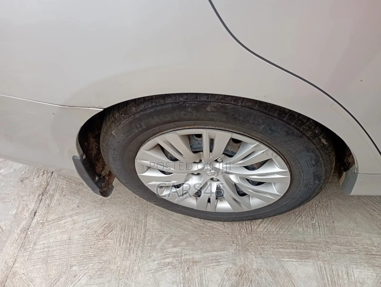 Toyota Camry 2013 Silver