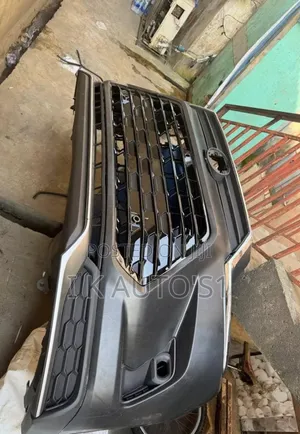 Complete Front Bumper Highlanders Grand