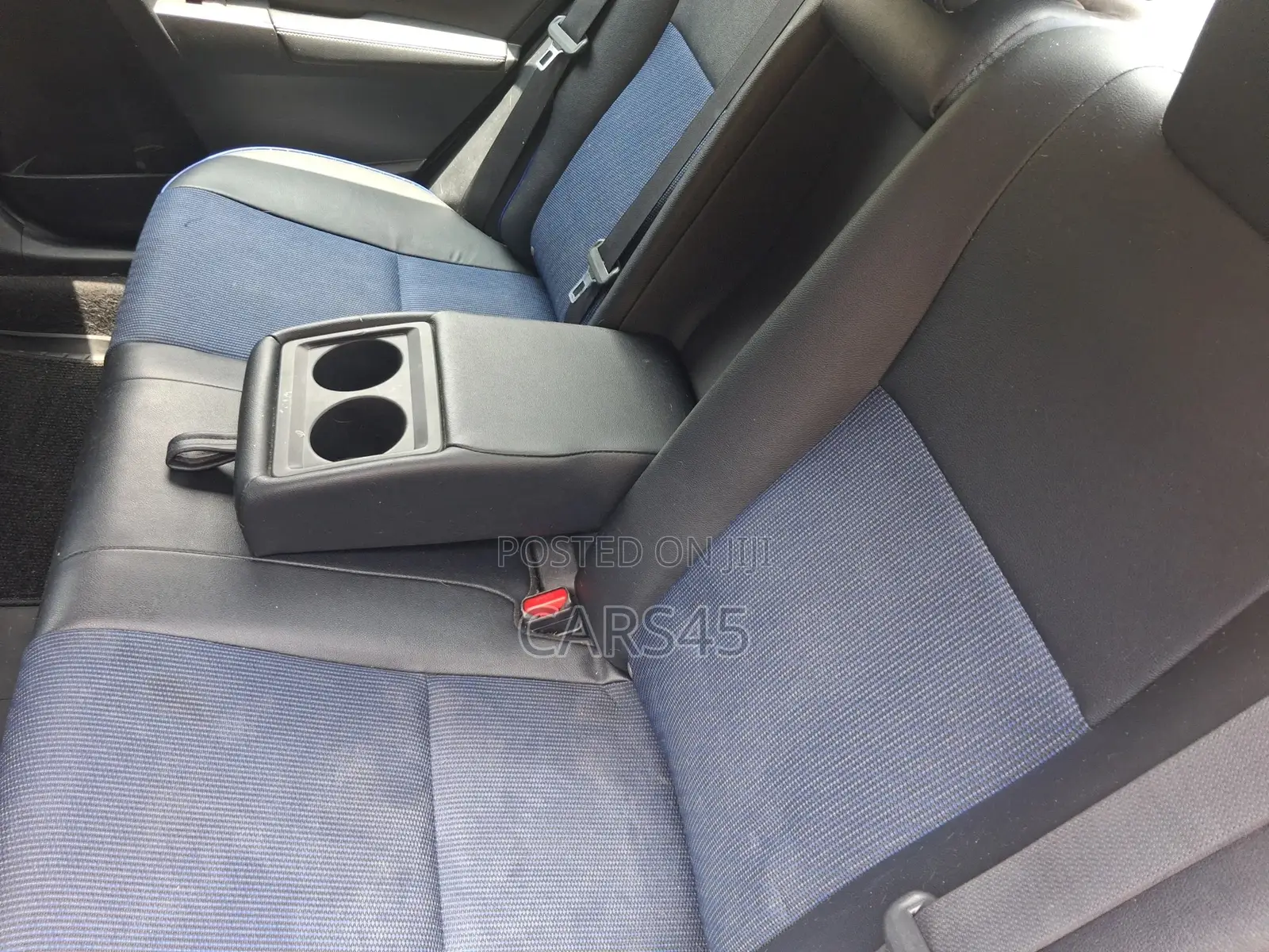 Toyota Corolla 2018 Blue