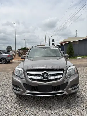 Mercedes-Benz GLK-Class 350 2014 Gray