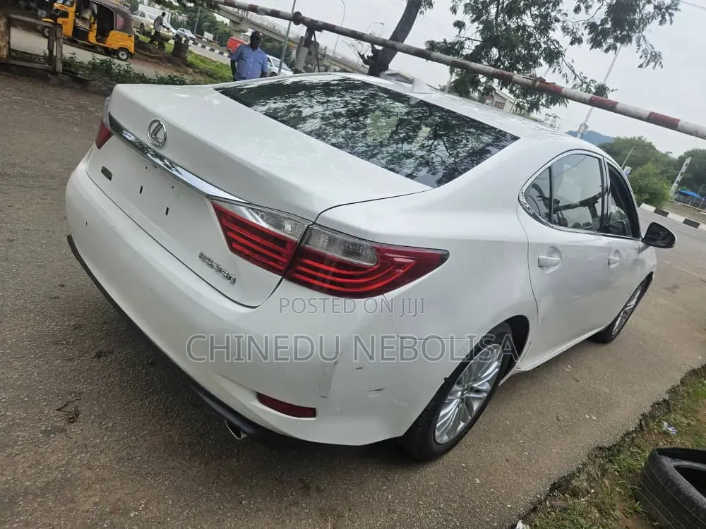 Lexus LX 2015 White