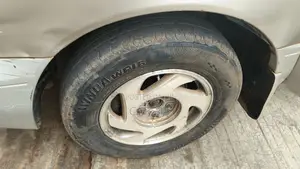 Toyota Sienna 2000 Gold