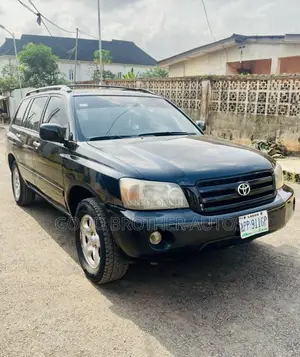 Toyota Highlander 2004 Black