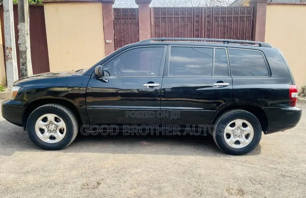 Toyota Highlander 2004 Black