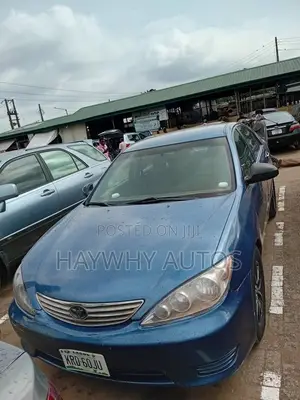 Toyota Camry LE 4dr Sedan (2.4L 4cyl 5A) 2005 Blue