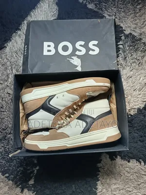 Sneakers " Used"