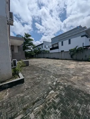 Joint Venture 1044 at Vi Adetokunbo Ademola Victoria Island