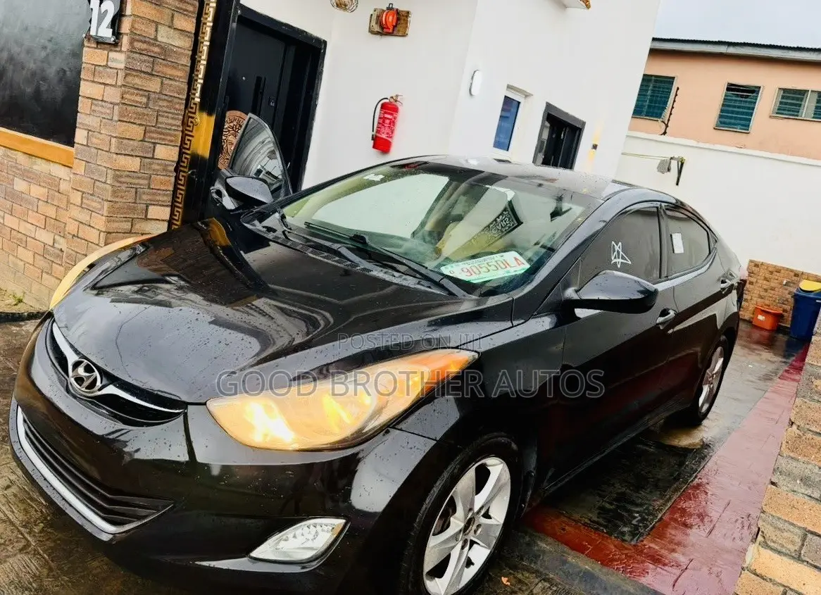 Hyundai Elantra 2013 Black