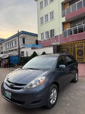 Toyota Sienna XLE 2005 Gray