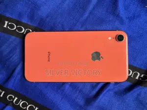 Apple iPhone XR 64 GB Pink