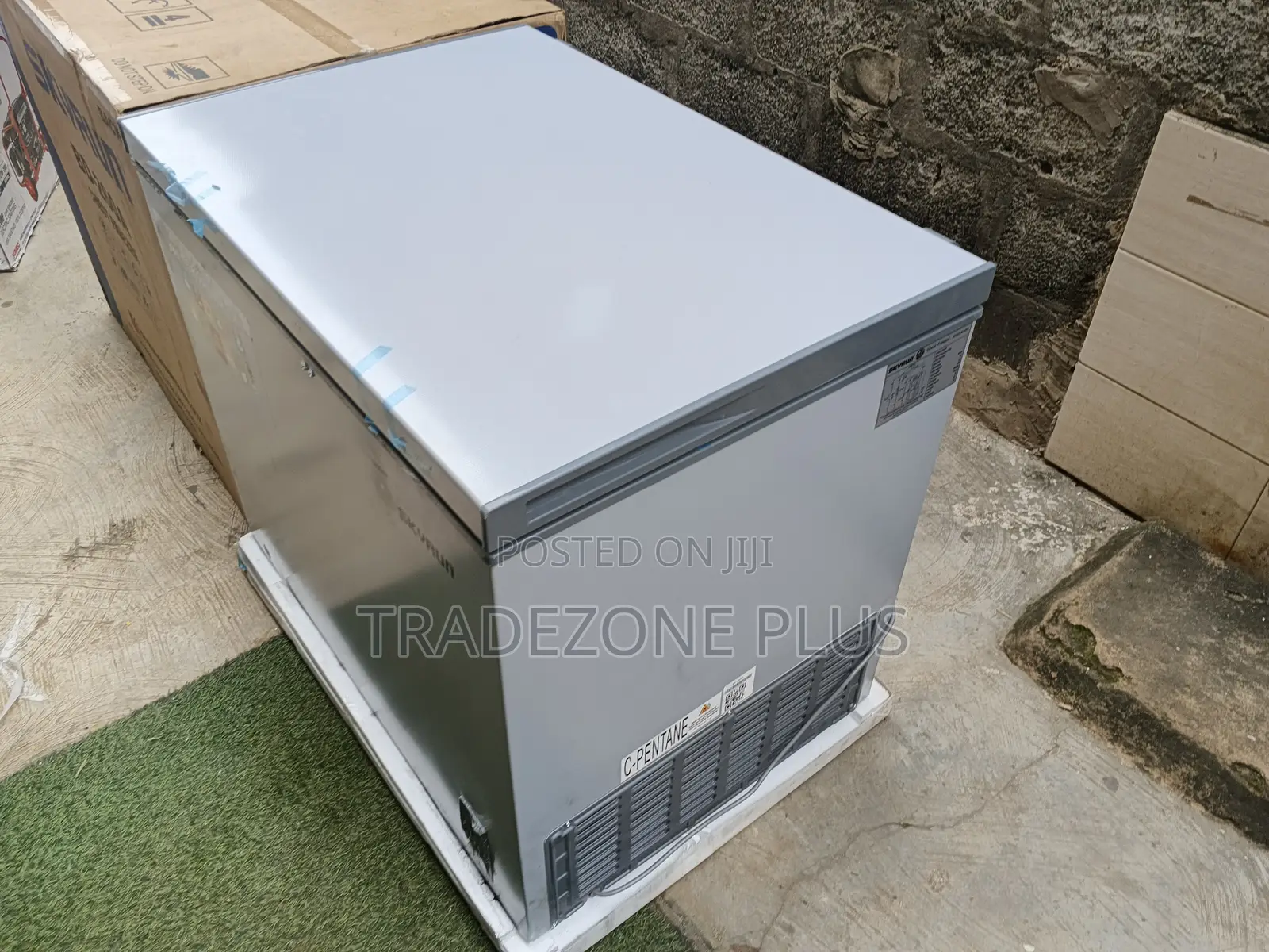 Skyrun 260L Deep Freezer – Fast Reliable Freezing Performance