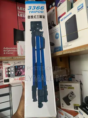3366 Portable Aluminum Tripod Stand