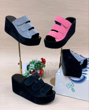 Ladies’ Luxury Slippers