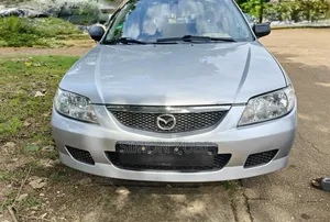 Mazda 323 1.6 2002 Silver