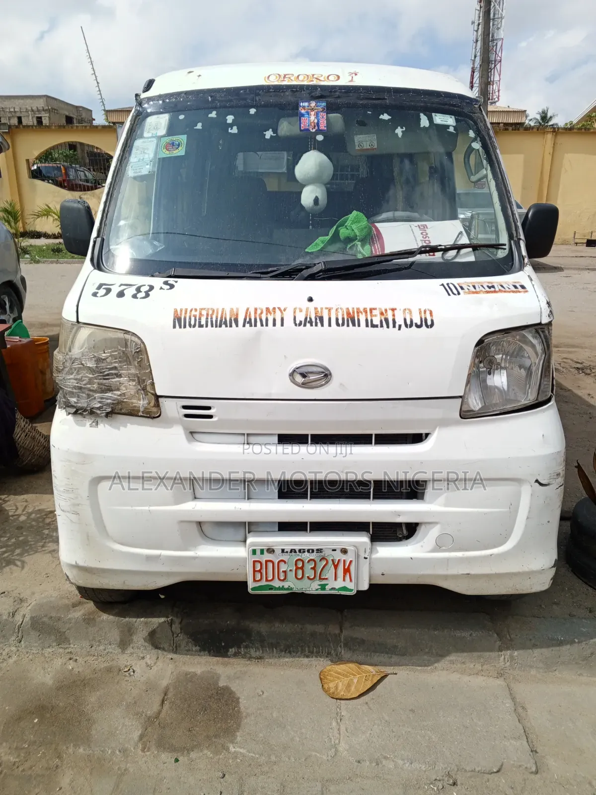 Daihatsu Hijet 2005 White