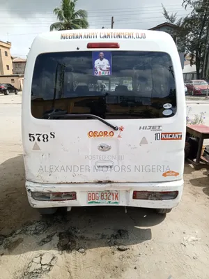 Daihatsu Hijet 2005 White