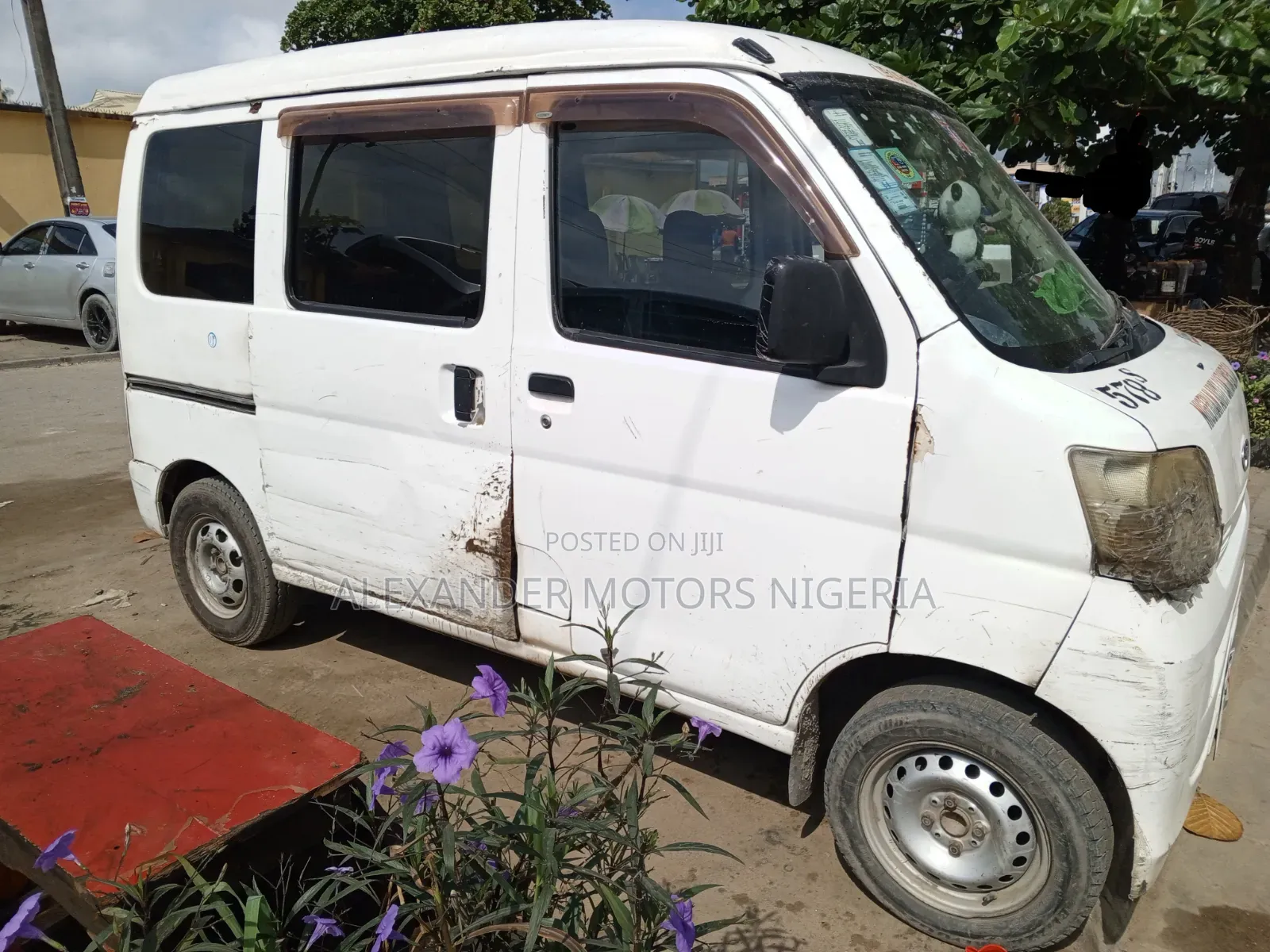 Daihatsu Hijet 2005 White