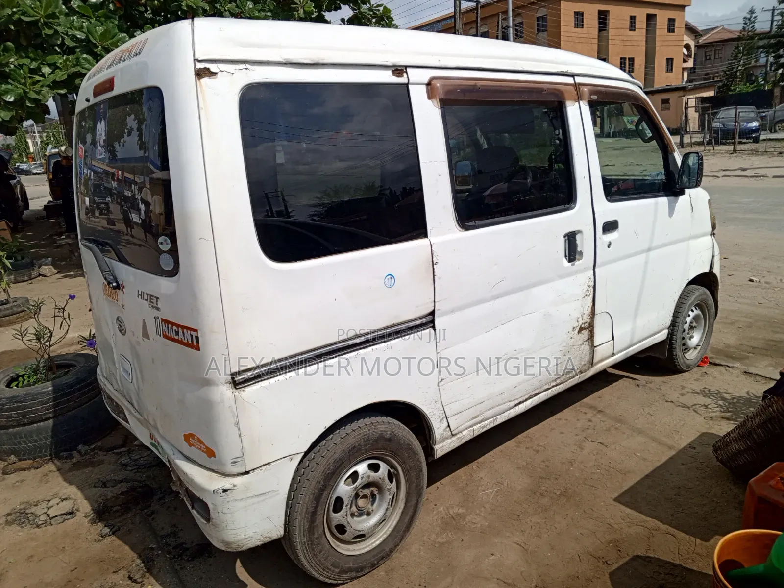 Daihatsu Hijet 2005 White