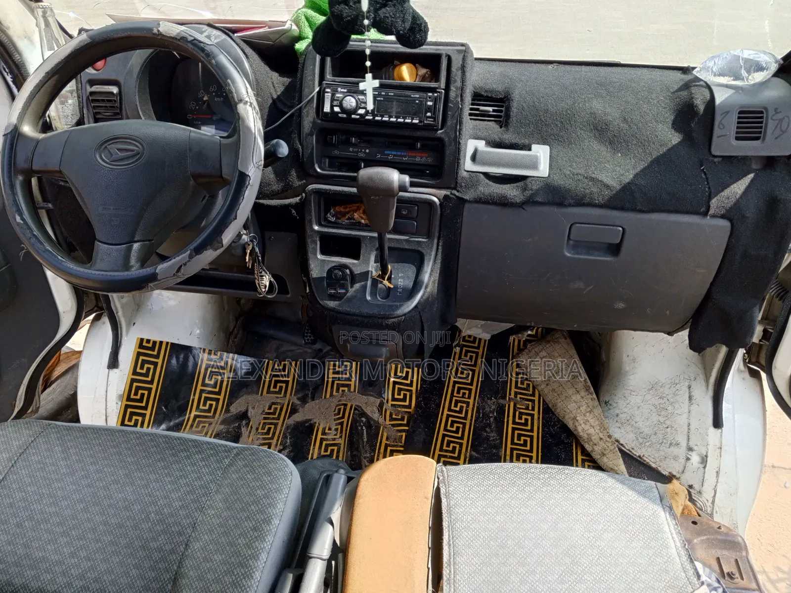 Daihatsu Hijet 2005 White
