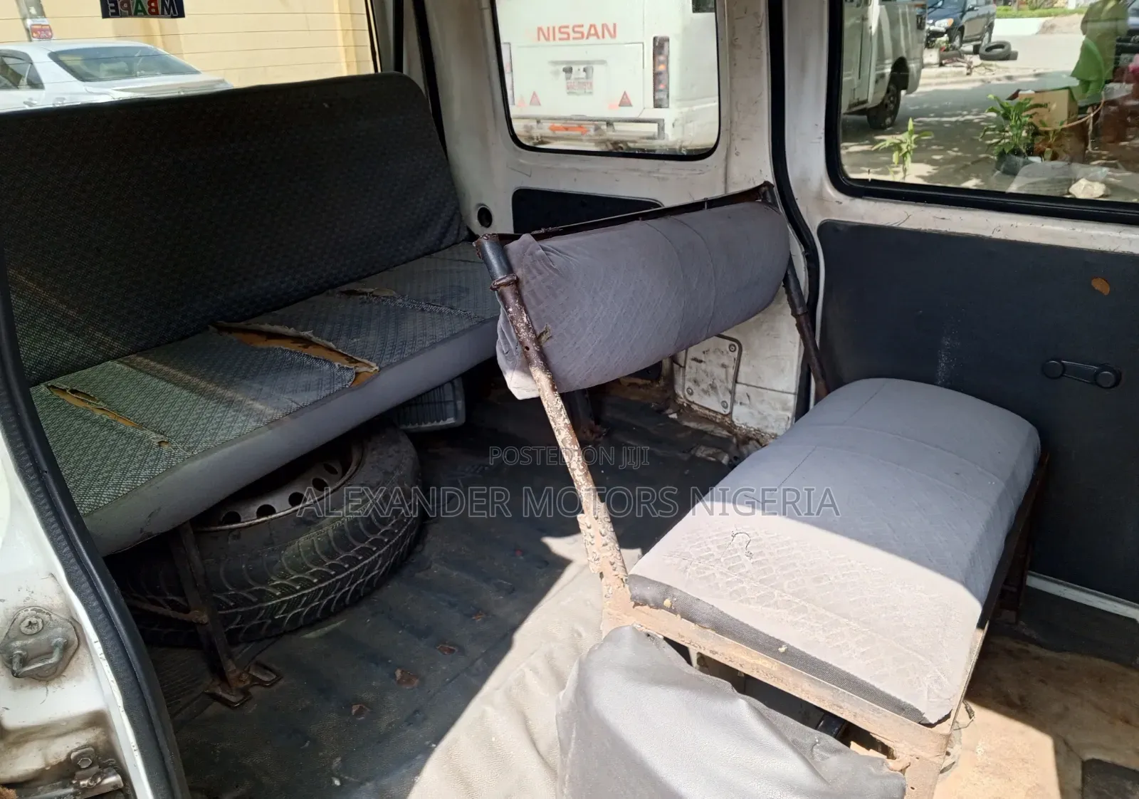 Daihatsu Hijet 2005 White