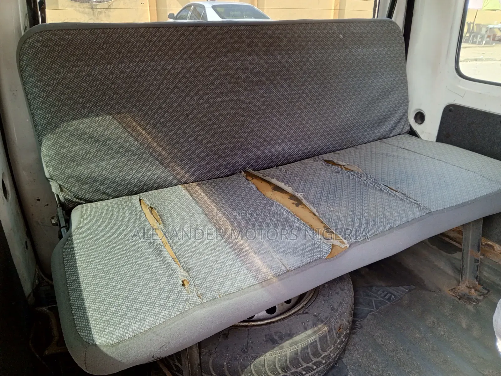 Daihatsu Hijet 2005 White