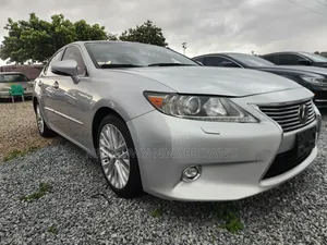 Lexus ES 2014 Silver