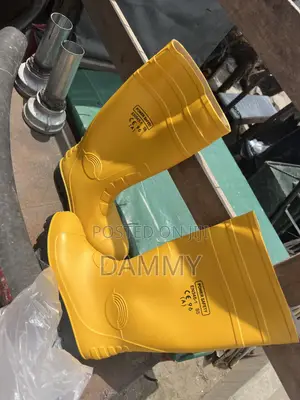 High Quality Imported Yellow PVC Safety Rain Boots