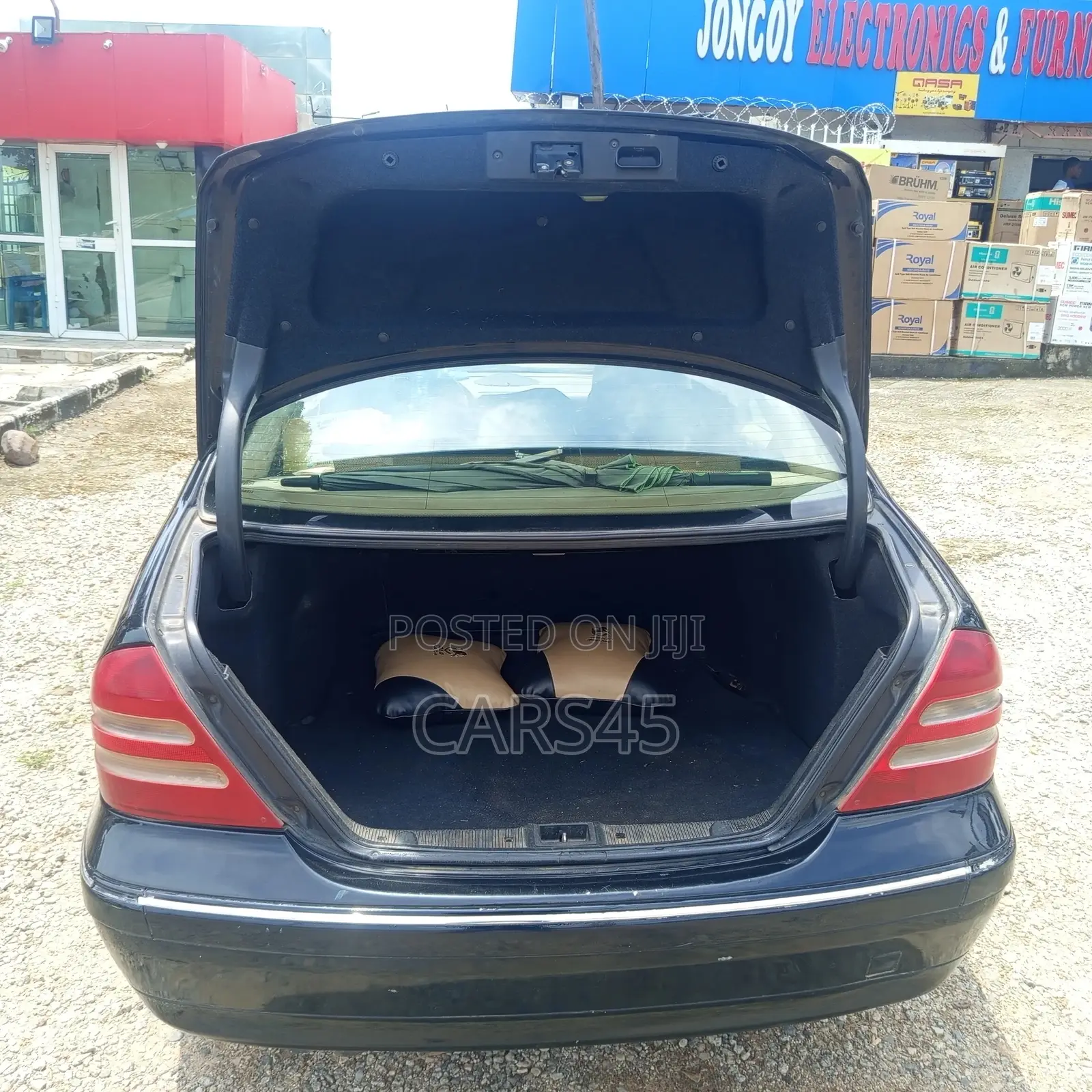 Mercedes-Benz C320 2006 Black