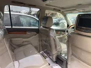 Lexus GX 470 2007 Gold