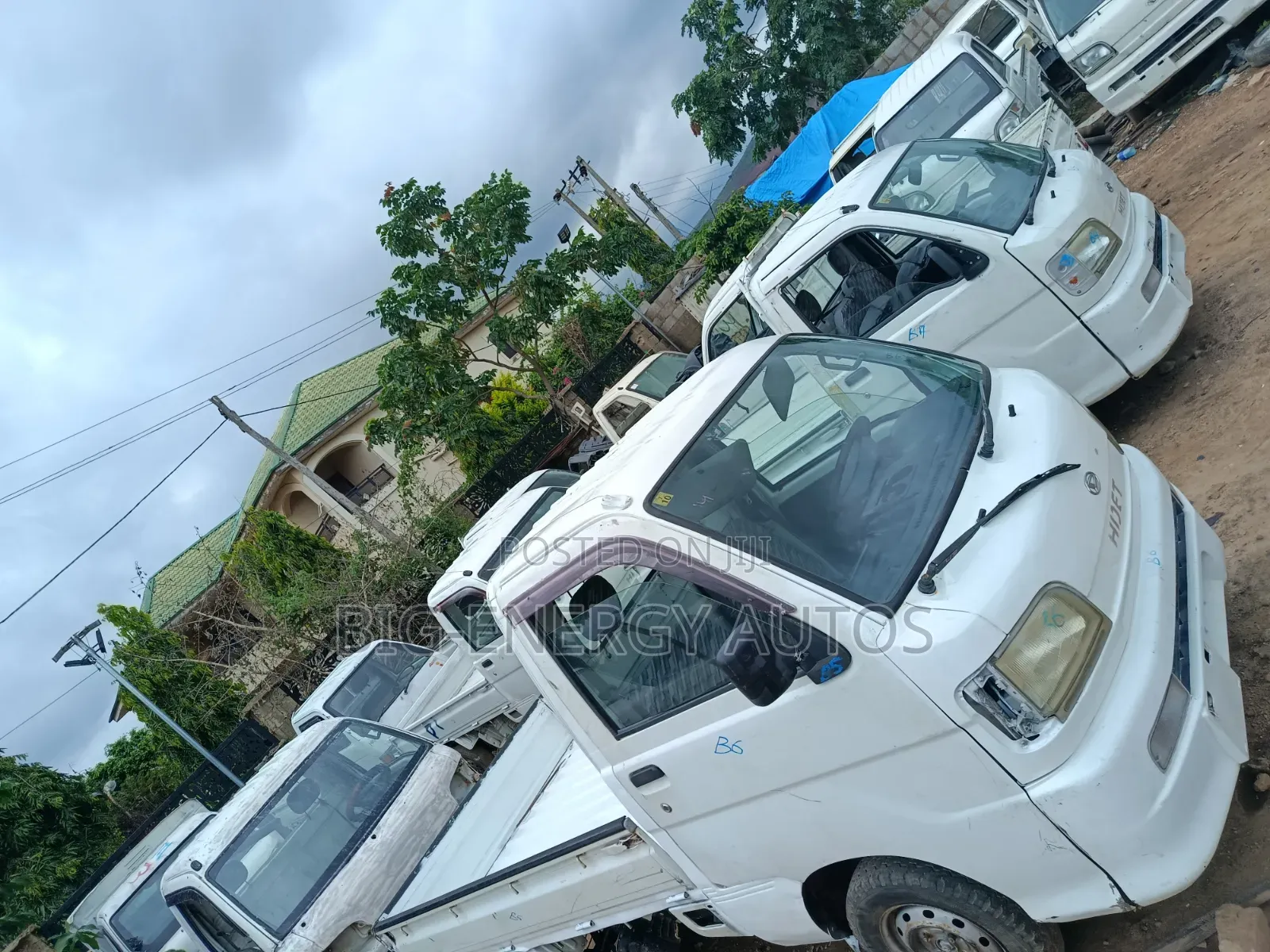 Daihatsu Hijet 2012 White