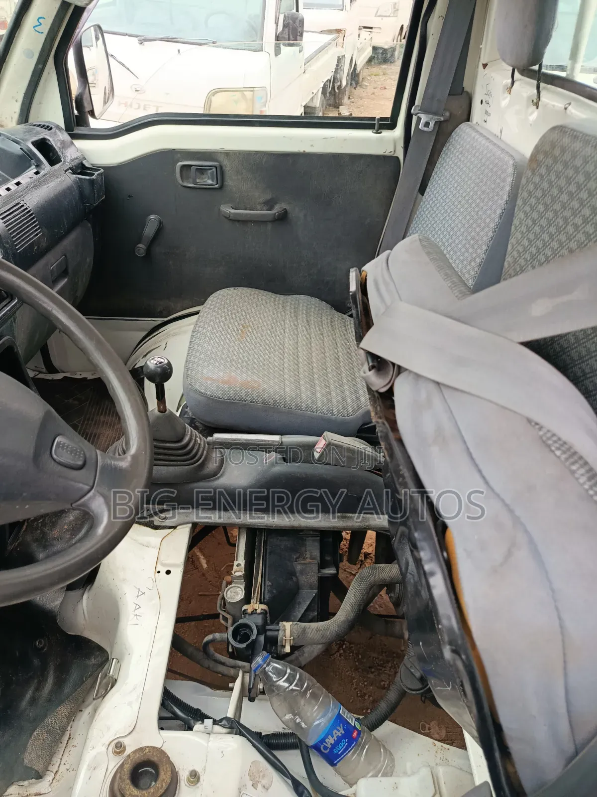 Daihatsu Hijet 2012 White