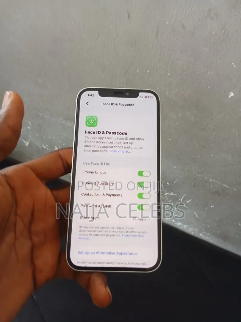 Apple iPhone 12 128 GB White