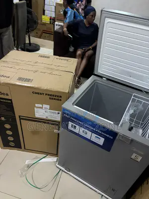 Midea 142L Chest Freezer With Convenient Storage Basket